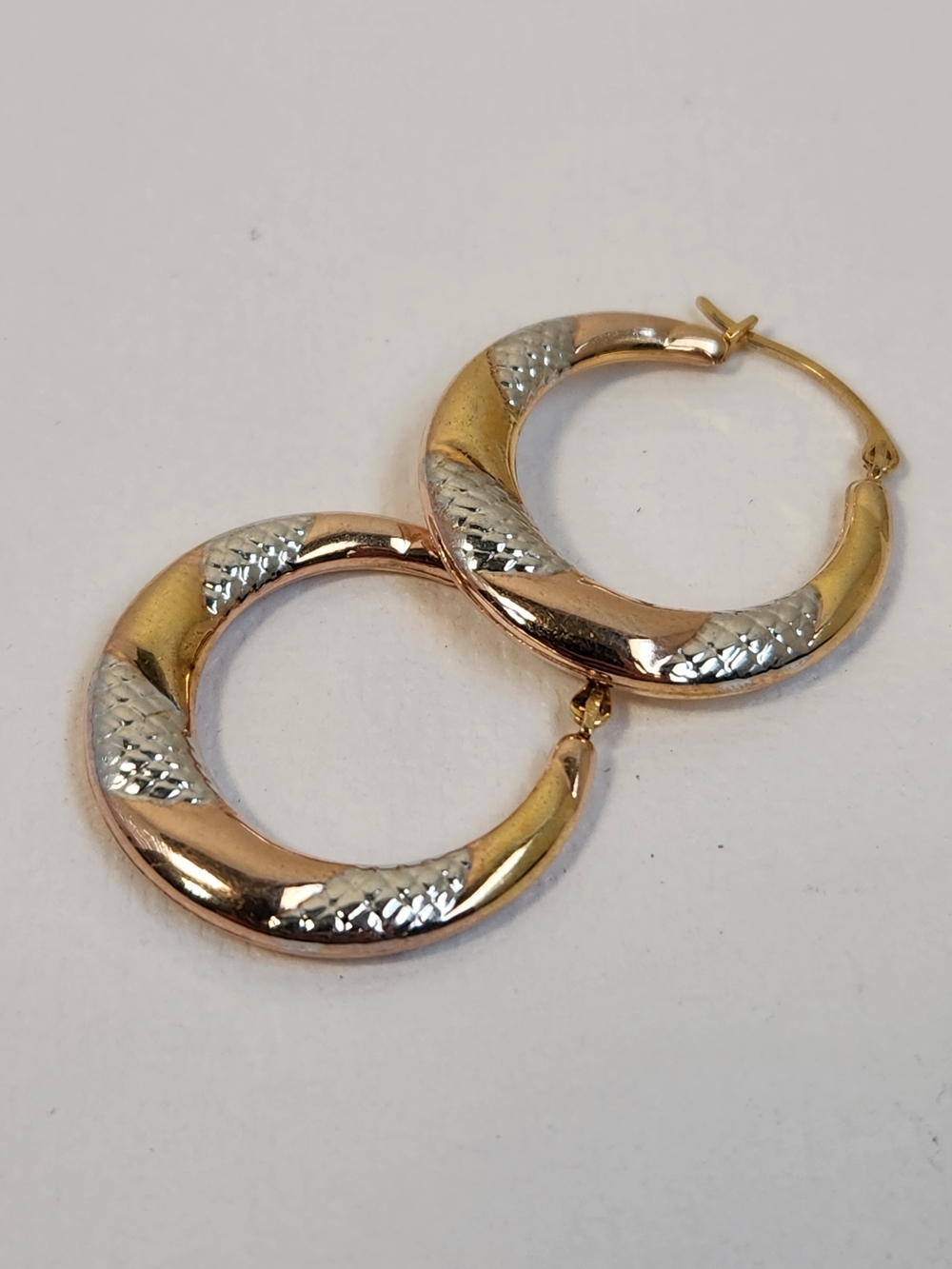 VTG Tri-Color 14k Yellow, Rose Gold & 925 Silver Diamond-Cut Hoop Earrings